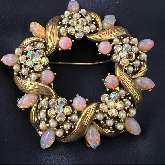 Vintage Hollycraft Gold tone  Fire Opal Beautiful Opal & Rhinestone Brooch - Picture 2 of 7